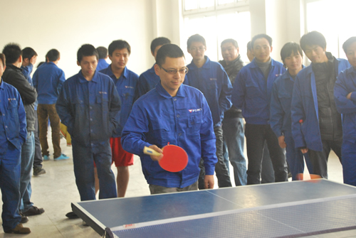 �Ϻ������y�T�S�ڶ������\(y��n)��(d��ng)��(hu��)ƹ�����ِ���D4��