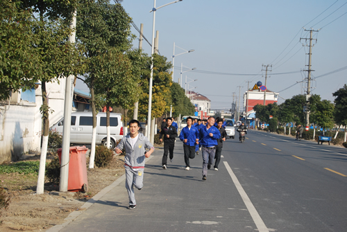 �Ϻ������y�T�S�ڶ������\(y��n)��(d��ng)��(hu��)����3000�ף���·����ِ���D14��