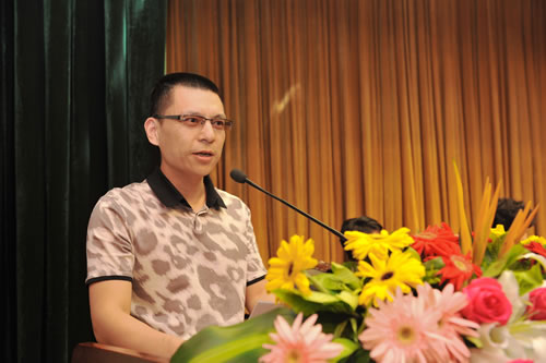 �Ϻ������y�T�S�����F(tu��n)�����޹�˾�����L(zh��ng)�����ڴ��(hu��)������(b��o)��l(f��)��