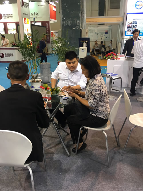 �ҹ�˾��չ 2016 �Ϻ����H������偠t�������|(zh��)��չ���D6��