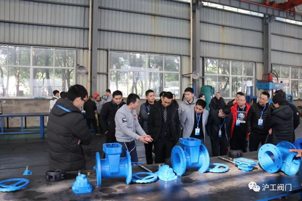 �Ϻ������y�T�S2019���һ��ȫ����(j��ng)�N����Ӗ(x��n)�����D9��